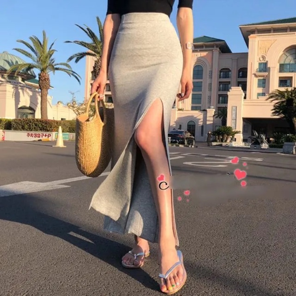 YESSTYLE Grey Long Mermaid Skirt with Split Slit
